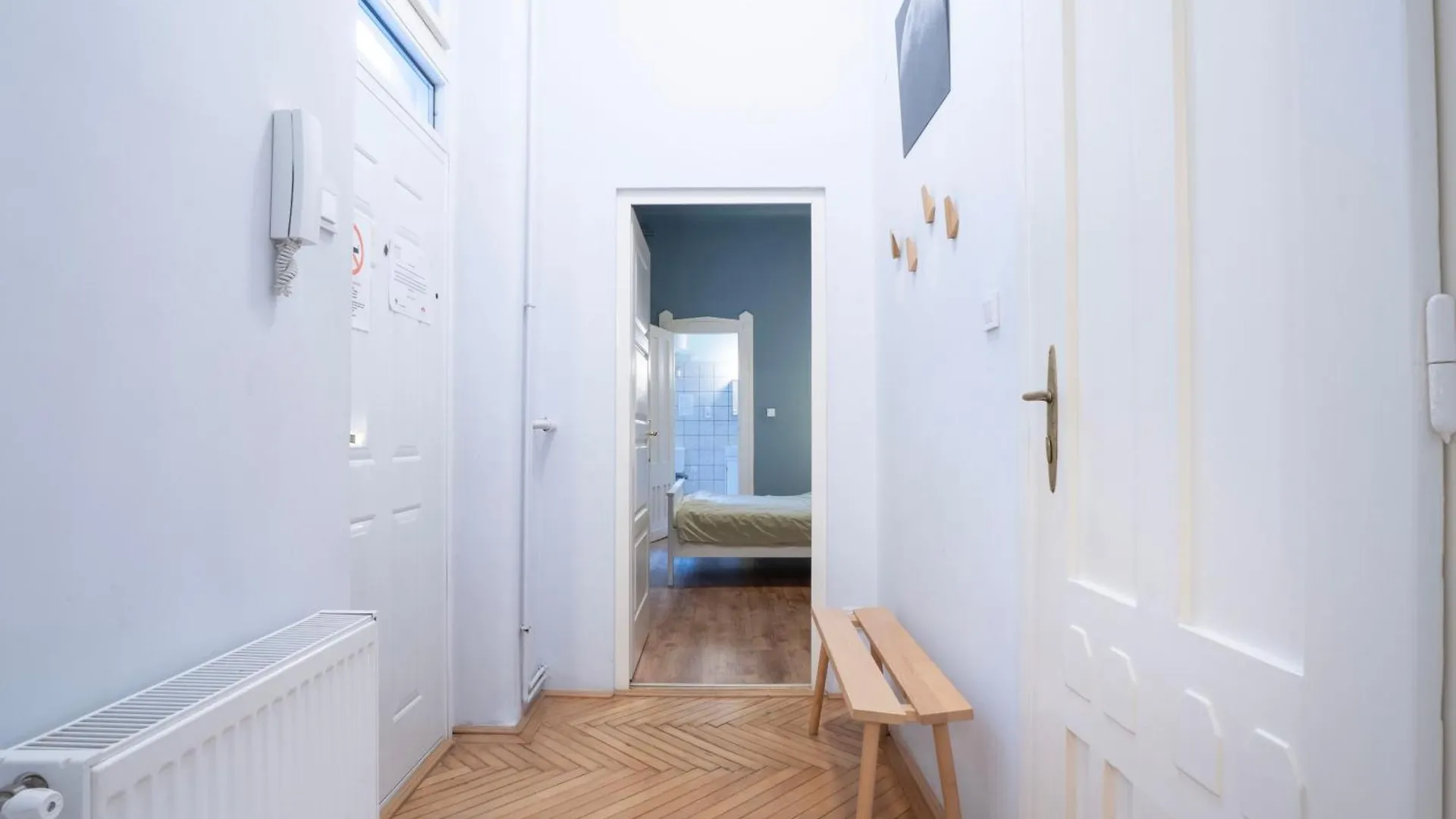 Super Comfort Apartment With 3 Rooms Next To Opera Budapest